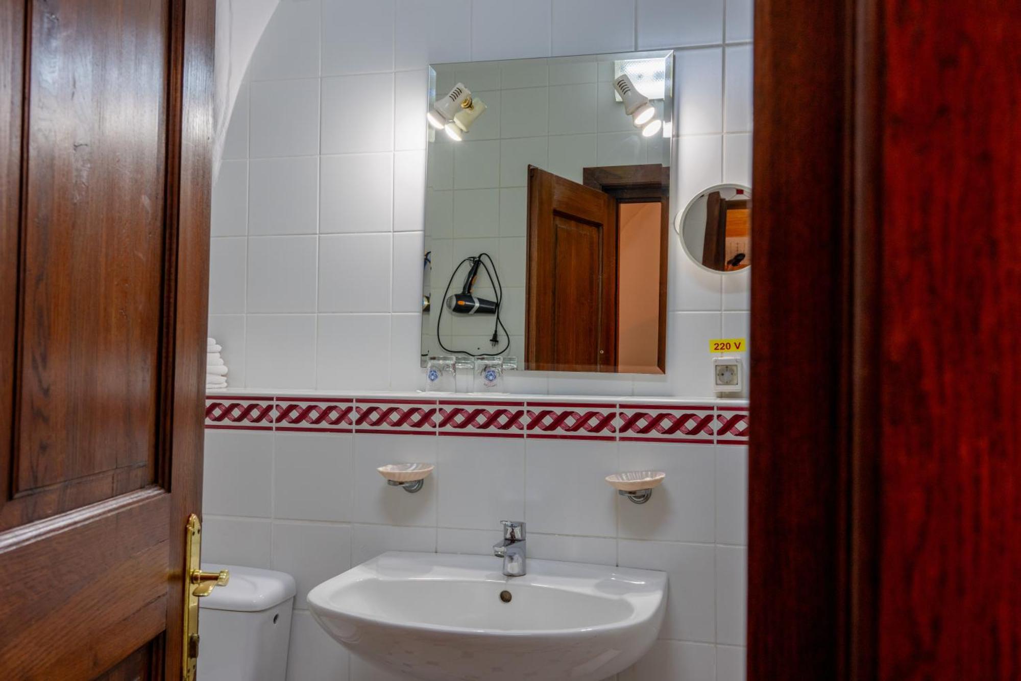 فندق Casa Cu Cerb سيفِسوارا المظهر الخارجي الصورة